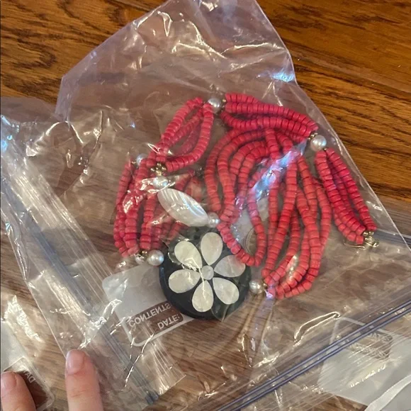 Assorted Jewelry Collection - Picture 9 of 16